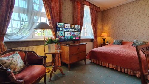 Single room, deluxe, river view