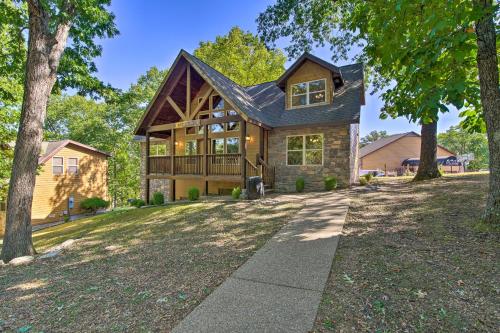 Cozy Rustic River Lodge Family Retreat Near SDC! - image 6