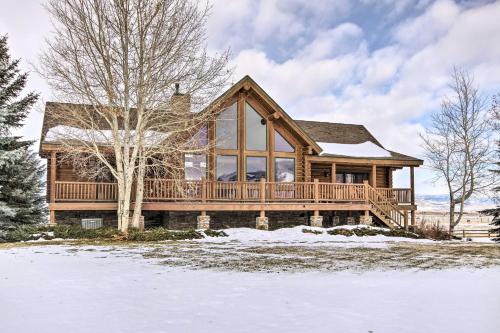 Rustic Livingston Home with Deck and Mtn Views!