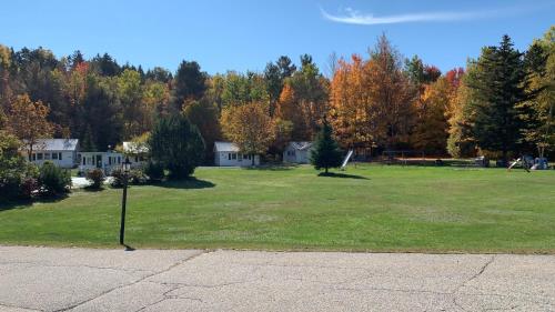 carrollmotel and cottages