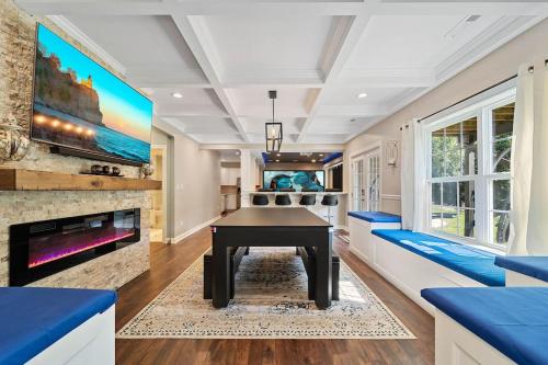 Cozy 2b 2b Spa 2 Steam Saunas Home Theater Gym in Davidson, USA