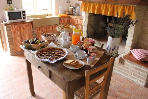 Ēdiens un dzērieni, B&B Il Poggetto in Serra Sant' Abbondio