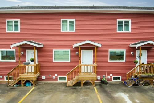 B&B Whitehorse - NN - The Zephyr A - Crestview 2-bed 2 5-bath - Bed and Breakfast Whitehorse