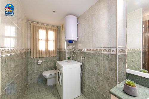 One-Bedroom Apartment image 2
