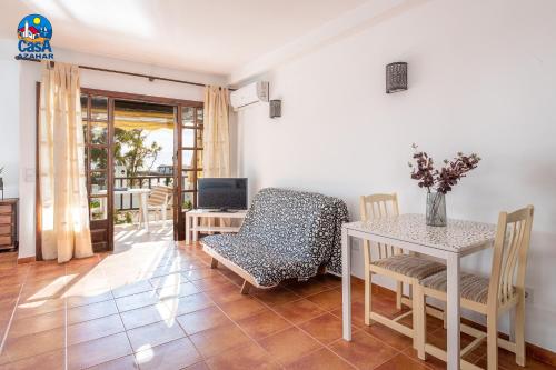 Studio with Sea View image 5
