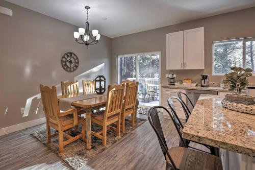 Modern Cabin in the Woods - 10 Miles to Flagstaff! in Kachina Village (AZ)