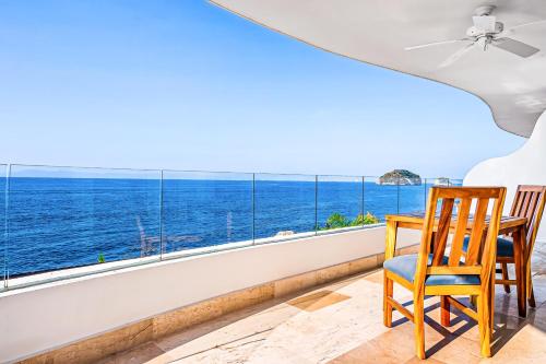 Blue Horizon 204 in Puerto Vallarta, Mexico