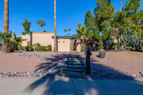 Four-Bedroom Holiday Home image 1