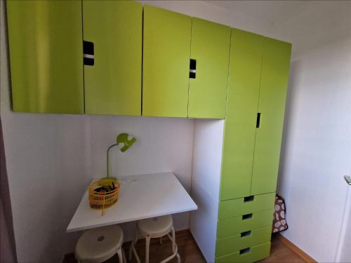 Apartment with Sea View image 5