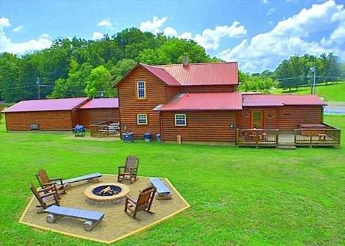 A Kings Lodge Cabin in Sevierville, USA