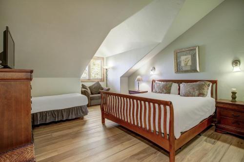 Arrowhead Village E9VT in Edwards, USA