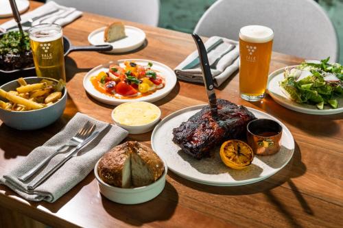 ห้องอาหาร, Beresford Estate in แมคลาเรนเวล