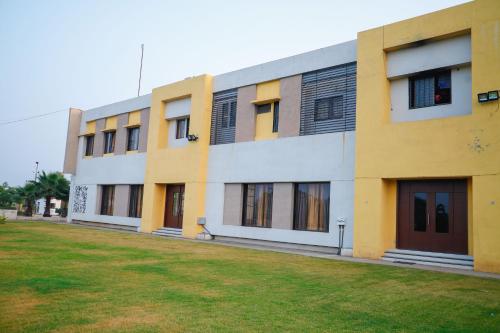 Omkar Resort and Lawn