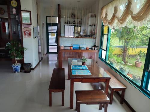 Shared lounge/TV area, Meet Bay B&B near Siyu