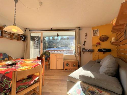 Appartement La Salle-les-Alpes, 2 pièces, 5 personnes - FR-1-330F-212 - Location saisonnière - La Salle-les-Alpes