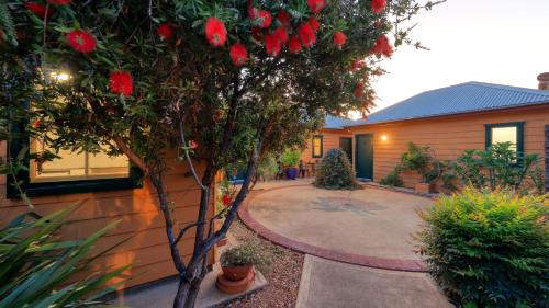 Prince Of Wales Hotel Gulgong in Gulgong