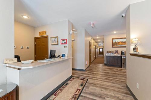 大堂, 馬車輪酒店 (Wagonwheel Hotel) in 西黃石市中心