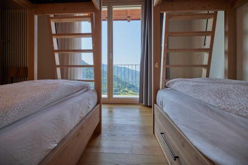 6 bunk beds