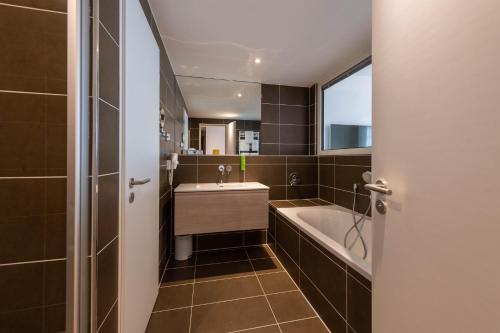 JUFA Hotel Hamburg HafenCity - image 11