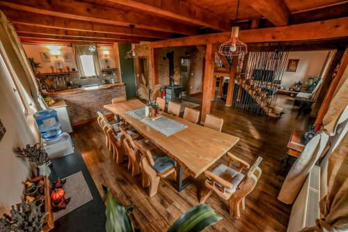 Rustic dream MIA