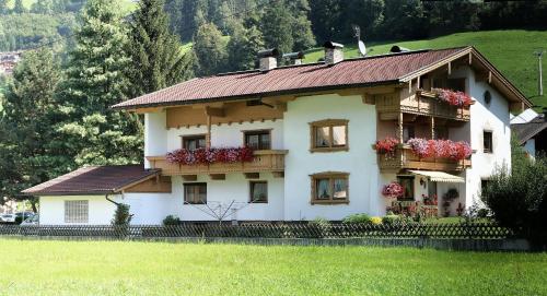 Ferienhaus Barbara in Ramsau im Zillertal, Österreich