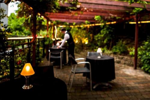 Ballyroe Heights Hotel - image 11
