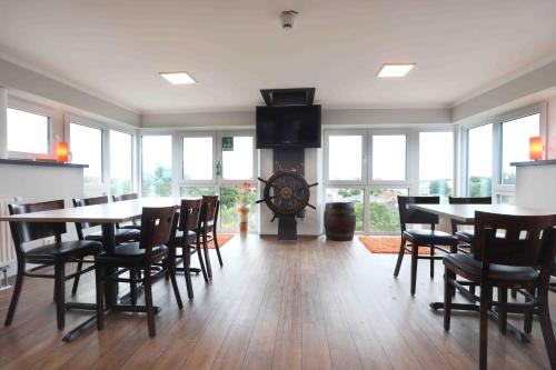 Ortak salon/TV alanı, Jugendherberge Büsum (Jugendherberge Busum) in Busum