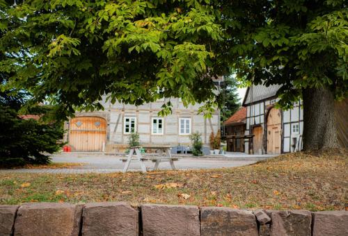 Viesnīcas āriene, Kastanienhof-Emmerthal in Emmernthal