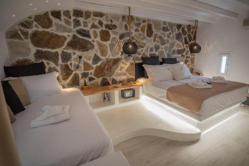 Studios Alsos in Naxos Island