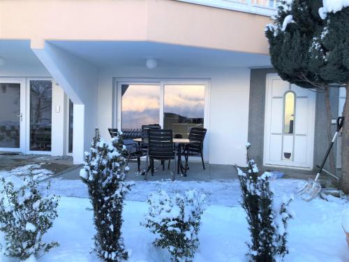 A szálláshely kívülről, Vergiss mein nicht in Grinzens