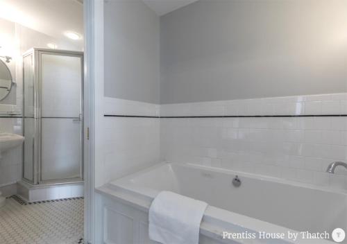 Prentiss House by Thatch – Cambridge, MA
