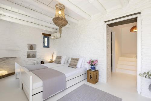 The White House by the beach, Andros (zdjęcie 5)