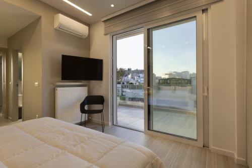 Über Lux 2 BR New Penthouse with Acropolis View - Tap to explore photos