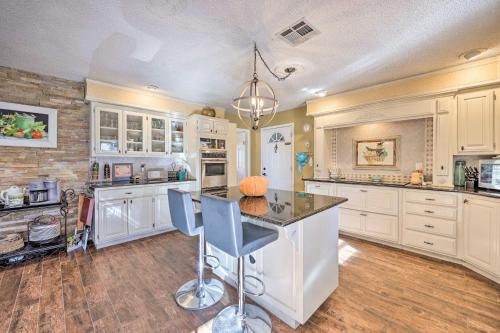 Stunning Rogers Villa with Pond about 7 Mi to Lake