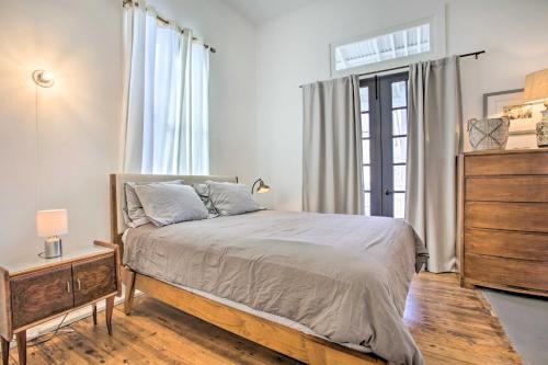 Half-Mi to French Quarter Rustic NOLA Home