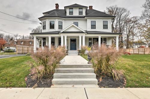 Grand Long Branch Home 1 Block to Beach!