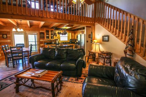 Cabin Fever in Seven Devils, USA