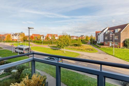 Heliodoor Apartments Milton Keynes Spacious 5 Bedroom House with Free Parking, Near M1 J14