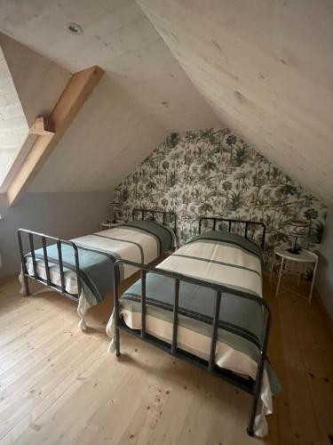 Gîte Les Roches d'Étigues 5