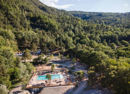 Közeli látványosságok, Huttopia Lac de Serre-Ponçon (Huttopia Lac de Serre-Poncon) in Saint-Vincent-les-Forts