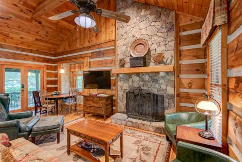 Cozy Twin Rivers Edge in Valle Crucis, USA