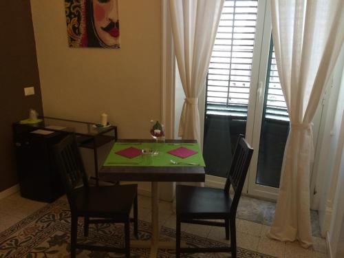 Deluxe Triple Room image 10