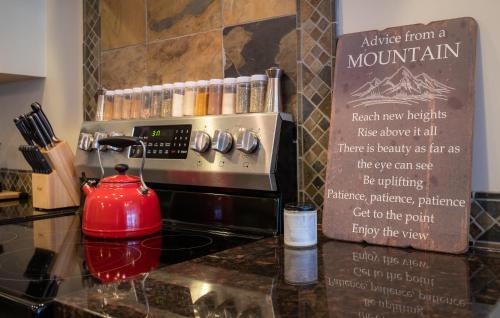 Misty Mountain- Premium 2 Bedroom Mountain View