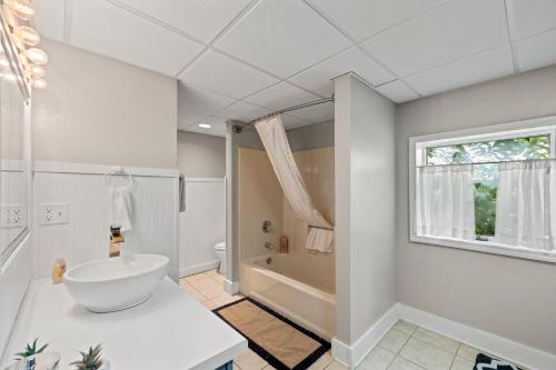 Tranquility Suite Pet- Friendly Tranquility Suite Pet- Friendly