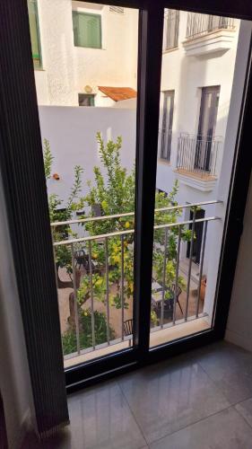 Junior Suite with Balcony image 6