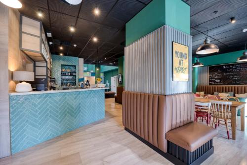 LATROUPE Grand Place Hostel - image 14