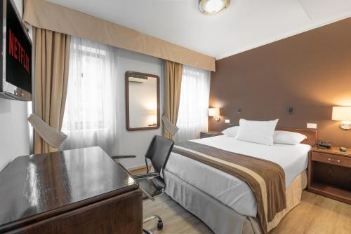 Apart Hotel Elite Las Condes in Santiago