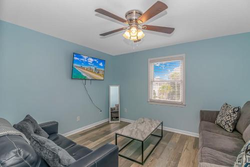 125 Atlantic Avenue Unit H - Pet Friendly! Walk To The Beach and Pier!1BR -1BA - Sleeps 4 guests! detail