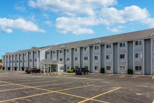 Quality Inn & Suites Grove City-Outlet Mall