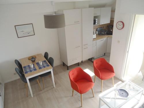 Appartement duplex 4-5 pers., proche thalasso avec Wi-Fi et parking - FR-1-639-23 Appartement duplex 4-5 pers., proche thalasso avec Wi-Fi et parking - FR-1-639-23